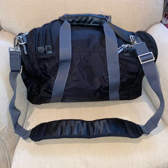 Reebok Duffle Bag - Picture 3 of 16